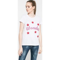 Femi Stories - Top Tika. Szare topy damskie marki Femi Stories, l, z nadrukiem, z bawełny, z okrągłym kołnierzem. W wyprzedaży za 34,90 zł.
