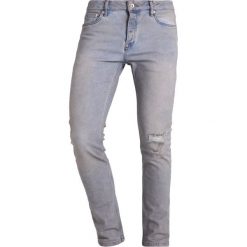 Topman Jeansy Slim Fit light blue. Niebieskie jeansy męskie relaxed fit marki Topman. Za 229,00 zł.