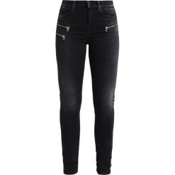 Replay JOI Jeans Skinny Fit black denim. Czarne rurki damskie Replay. W wyprzedaży za 377,40 zł.