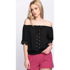Czarna Bluzka Rise the Sun. Czarne bluzki damskie Born2be, s, bez wzorów, z tkaniny, bez kołnierzyka, bez rękawów. Za 59,99 zł.