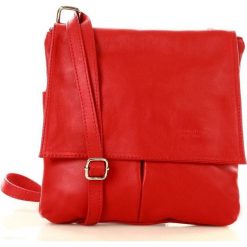 Listonoszka damska skórzana czerwona bezos. Czerwone listonoszki damskie GENUINE LEATHER, na spotkanie biznesowe, w paski, ze skóry, sportowe, na ramię, bez dodatków. W wyprzedaży za 199,00 zł.