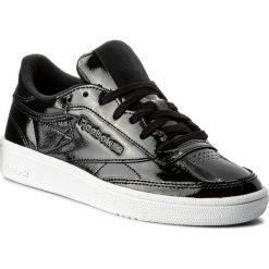 Buty Reebok - Club C 85 Patent BS9777 Black/White. Czarne półbuty damskie Reebok, na co dzień, bez wzorów, ze skóry, bez obcasa, na płaskiej podeszwie, bez zapięcia. W wyprzedaży za 269,00 zł.
