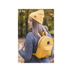 PLECAK MINI musztardowy. Żółte plecaki damskie Maryhol, bez wzorów, z materiału. Za 159,00 zł.