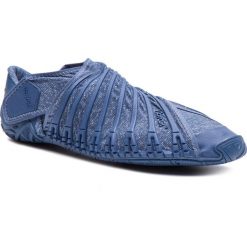 Buty VIBRAM FIVEFINGERS - Furoshiki 19MAD14 Moonlight. Niebieskie buty sportowe męskie Vibram Fivefingers, z lycry, bez zapięcia, na fitness i siłownię, vibram fivefingers. Za 449,99 zł.