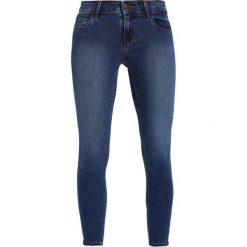Jeansy damskie: Vero Moda VMFIVE ANKLE ZIP Jeans Skinny Fit medium blue denim