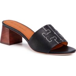 Klapki TORY BURCH - Ines 55mm Slide 66261 Perfect Black/Silver 043. Czarne klapki damskie Tory Burch, bez wzorów, ze skóry, bez obcasa. Za 1249,00 zł.