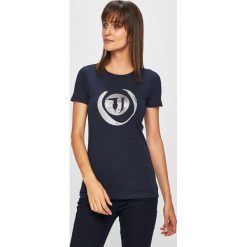 Trussardi Jeans - T-shirt. Niebieskie bluzki damskie Trussardi Jeans, s, z nadrukiem, z elastanu, z okrągłym kołnierzem, z krótkim rękawem. W wyprzedaży za 119,90 zł.