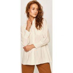 Answear - Koszula. Białe bluzki damskie ANSWEAR, na co dzień, s, bez wzorów, z elastanu, eleganckie, z klasycznym kołnierzykiem, z długim rękawem. W wyprzedaży za 79,90 zł.
