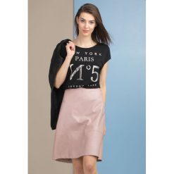 T-shirty damskie: T-shirt w stylu glamour