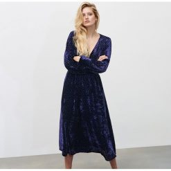 Sukienka z tkaniny devore - Granatowy. Niebieskie sukienki damskie Reserved, bez wzorów, z tkaniny, bez kołnierzyka, bez rękawów. Za 249,99 zł.