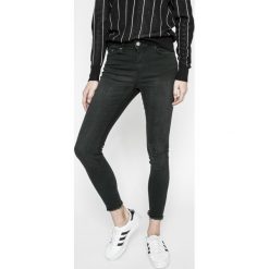 Pieces - Jeansy Five Delly. Czarne jeansy damskie Pieces, xl. W wyprzedaży za 89,90 zł.