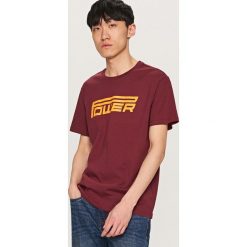 T-shirty męskie: T-shirt z nadrukiem power – Fioletowy