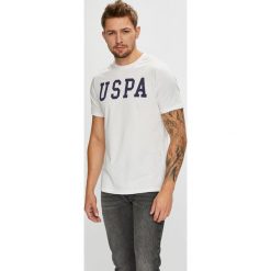 U.S. Polo - T-shirt. Szare koszulki polo męskie marki U.S. Polo, l, z nadrukiem, z bawełny. W wyprzedaży za 99,90 zł.