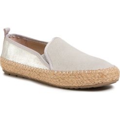 Espadryle EMU AUSTRALIA - Gum Metallic W11964 Silver. Szare espadryle damskie EMU Australia, bez wzorów, z tworzywa sztucznego, bez obcasa. W wyprzedaży za 209,00 zł.