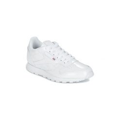 Buty Dziecko Reebok Classic CLASSIC LEATHER PATENT. Białe trampki dziewczęce marki Reebok Classic, bez wzorów, bez zapięcia. Za 223,20 zł.