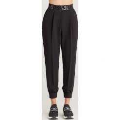 SPODNIE Elisabetta Franchi MOVES. Czarne spodnie damskie Elisabetta Franchi, z tkaniny. Za 1049,00 zł.
