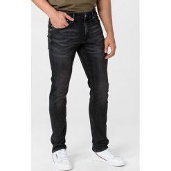 Calvin Klein 026 Dżinsy Czarny. Czarne jeansy męskie Calvin Klein, bez wzorów, vintage. Za 498,95 zł.