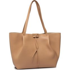 Torebka PATRIZIA PEPE - 2V8896/A4U8S-B685 Pompei Beige. Brązowe torebki klasyczne damskie Patrizia Pepe, bez wzorów, ze skóry, bez dodatków. Za 899,00 zł.