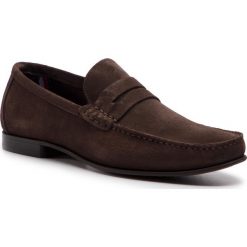 Mokasyny TOMMY HILFIGER - Core Suede Loafer FM0FM02106 Coffee Bean 212. Pomarańczowe mokasyny męskie TOMMY HILFIGER, ze skóry, eleganckie. Za 579,00 zł.