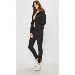 Reebok - Komplet. Czarne bluzy damskie Reebok, s, bez wzorów, z bawełny, bez rękawów, bez kaptura. Za 299,90 zł.