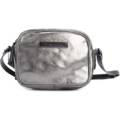 Tommy Hilfiger Torebka "Cologne". Torebki worki damskie TOMMY HILFIGER, bez wzorów, ze skóry ekologicznej, bez dodatków. Za 219,00 zł.
