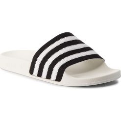 Klapki adidas - adilette BD7592 Cblack/Tfwwht/Owhite. Czarne klapki męskie Adidas, bez wzorów, ze skóry ekologicznej. W wyprzedaży za 139,00 zł.