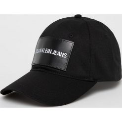 Calvin Klein Jeans - Czapka. Czarne czapki męskie Calvin Klein Jeans, bez wzorów, z bawełny. Za 149,90 zł.