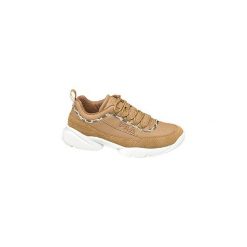 Beżowe sneakersy damskie Fila na białej podeszwie. Brązowe sneakersy damskie ze skóry. Za 199,90 zł.