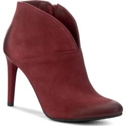 Botki CARINII - B3615 I39-000-PSK-A92. Czerwone botki damskie skórzane marki Carinii. W wyprzedaży za 239,00 zł.