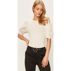 Vero Moda - Bluzka. Zielone bluzki damskie Vero Moda, s, bez wzorów, z elastanu, z okrągłym kołnierzem, bez rękawów. W wyprzedaży za 49,90 zł.