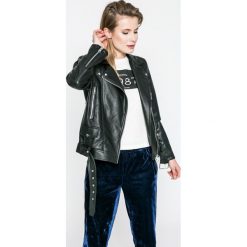 Vero Moda - Kurtka Juhuu. Czarne kurtki damskie marki Vero Moda, s, w paski, z poliesteru. W wyprzedaży za 139,90 zł.