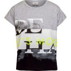 T-shirt DEHA ACTIVE. Szare bluzki damskie Deha, z nadrukiem, z bawełny, z okrągłym kołnierzem. Za 280,00 zł.