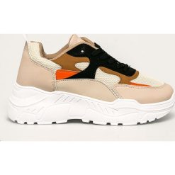 Glamorous - Buty. Brązowe buty sportowe damskie Glamorous, bez wzorów, z gumy, sportowe. W wyprzedaży za 89,90 zł.