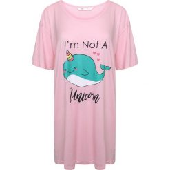 Koszula nocna Unicorn. Różowe piżamy damskie Selena Secrets, z nadrukiem, z bawełny, bez rękawów, bez kaptura. Za 46,99 zł.