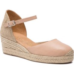 Espadryle UNISA - Cisca 19 Sty Suntan Softy Ss. Brązowe klapki damskie marki Unisa, bez wzorów, ze skóry, bez obcasa, na obcasie. Za 349,00 zł.