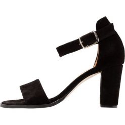 Pavement SILKE Sandały black. Czarne sandały damskie marki Pavement, z materiału. Za 529,00 zł.