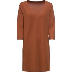 Sukienka z dżerseju bonprix orzechowy. Pomarańczowe sukienki damskie bonprix, na co dzień, bez wzorów, z dżerseju, eleganckie, z dekoltem w serek, bez rękawów, proste. Za 99,99 zł.