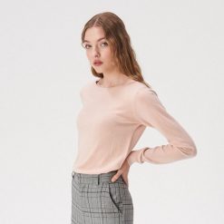 Sweter basic - Różowy. Różowe swetry damskie Sinsay, s, bez wzorów, bez rękawów, bez kaptura. Za 39,99 zł.