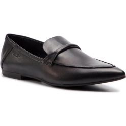 Półbuty VAGABOND - Katlin 4712-001-20 Black. Czarne półbuty damskie Vagabond, na co dzień, bez wzorów, ze skóry, bez obcasa, na obcasie, bez zapięcia. W wyprzedaży za 269,00 zł.