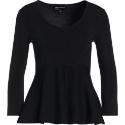 Emporio Armani Sweter black. Czarne swetry damskie Emporio Armani, bez wzorów, z wiskozy, bez rękawów, bez kaptura. W wyprzedaży za 403,60 zł.