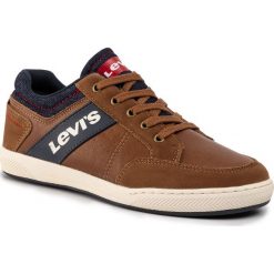 Sneakersy LEVI'S - VCLU0037S Cognac 0241. Pomarańczowe trampki chłopięce Levi's®, bez wzorów, ze skóry ekologicznej, na sznurówki. W wyprzedaży za 159,00 zł.