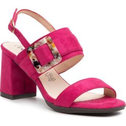 Sandały MENBUR - 21281 Fucsia 0033. Różowe klapki damskie Menbur, bez wzorów, z materiału, bez obcasa. W wyprzedaży za 229,00 zł.