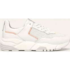 Tamaris - Buty. Białe buty sportowe damskie Tamaris, bez wzorów, ze skóry ekologicznej, sportowe. Za 329,90 zł.