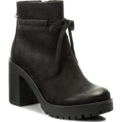 Botki KARINO - 2143/003-F Czarny. Fioletowe buty zimowe damskie marki Karino, ze skóry. W wyprzedaży za 249,00 zł.