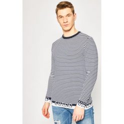 Sweter Guess Ls Rn Nat M0GR10 Z2MS0. Swetry męskie Guess, xxl, z aplikacjami, z bawełny, klasyczne, z klasycznym kołnierzykiem, bez kaptura. W wyprzedaży za 279,00 zł.