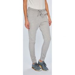 Roxy - Spodnie. Szare spodnie damskie Roxy, s, z bawełny. W wyprzedaży za 139,90 zł.