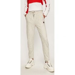 Fila - Spodnie. Czarne spodnie damskie Fila, s, bez wzorów, z bawełny, casualowe. W wyprzedaży za 269,90 zł.