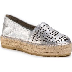 Espadryle QUAZI - QZ-50-04-000464 110. Szare espadryle damskie QUAZI, na co dzień, bez wzorów, ze skóry, bez obcasa, na płaskiej podeszwie, bez zapięcia. Za 299,00 zł.