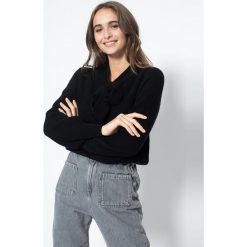 Kaszmirowy sweter w kolorze czarnym. Czarne swetry damskie Just Cashmere, m, bez wzorów, z kaszmiru, bez rękawów, bez kaptura. W wyprzedaży za 369,95 zł.