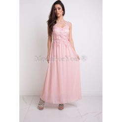 Sukienka Aurora Pudrowa. Czerwone sukienki damskie Modaforyou, s, w koronkowe wzory, z elastanu, z dekoltem na plecach, z długim rękawem, długie, maxi. Za 149,00 zł.